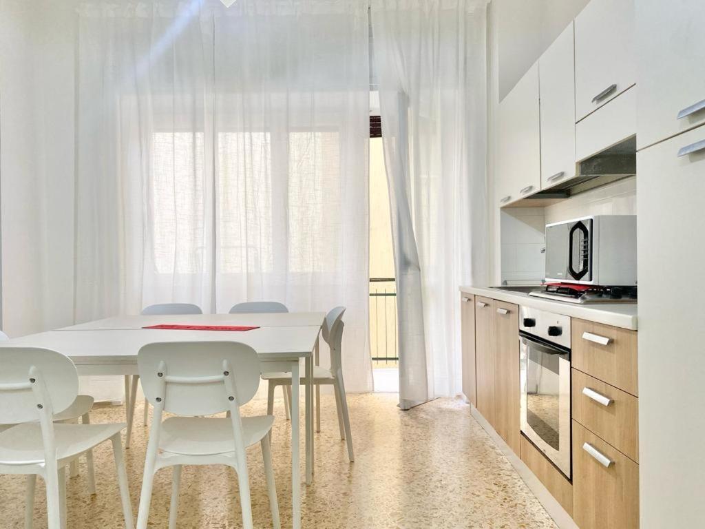 Affittacamere Central Concordia Salerno Zewnętrze zdjęcie